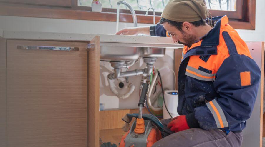 Expert burst pipe repair services in Cheboygan, MI